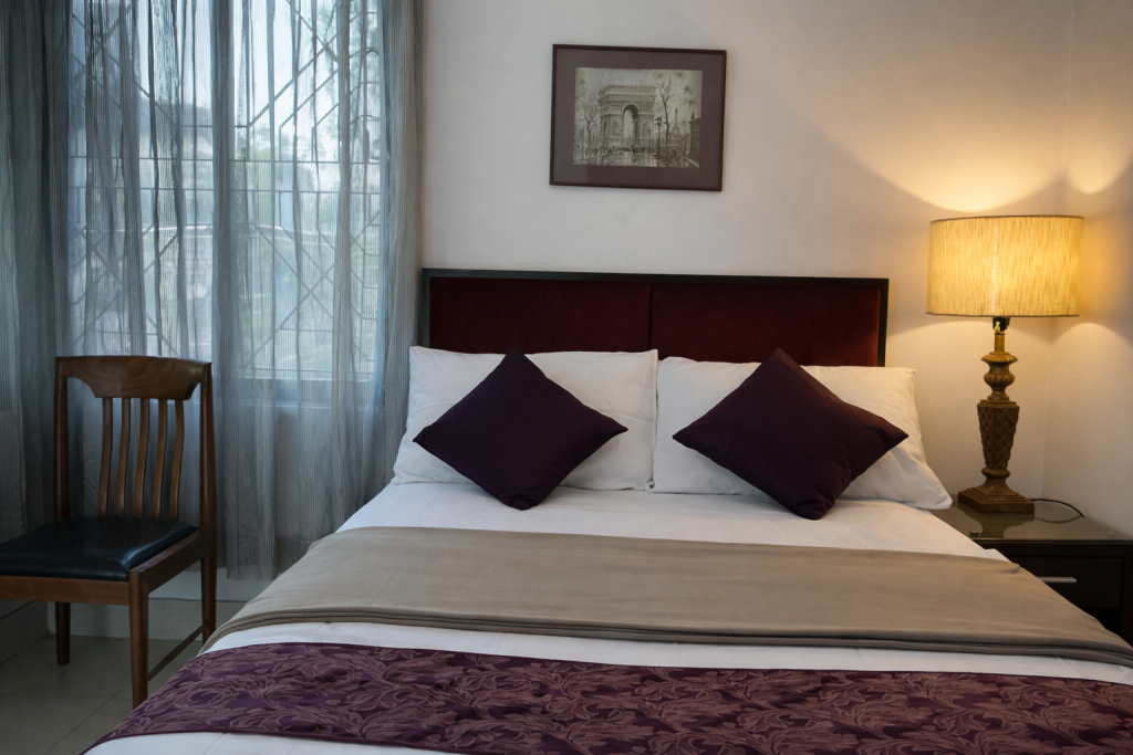 Super Luxury Family Apartment Bed Room-1